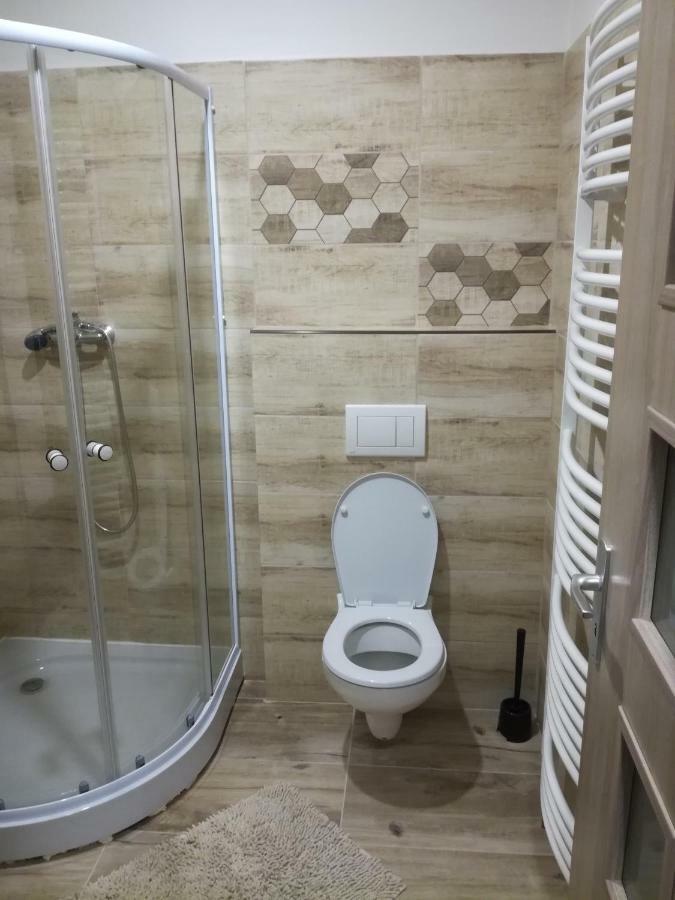 Apartman Prefa Benesov nad Ploucnici Luaran gambar