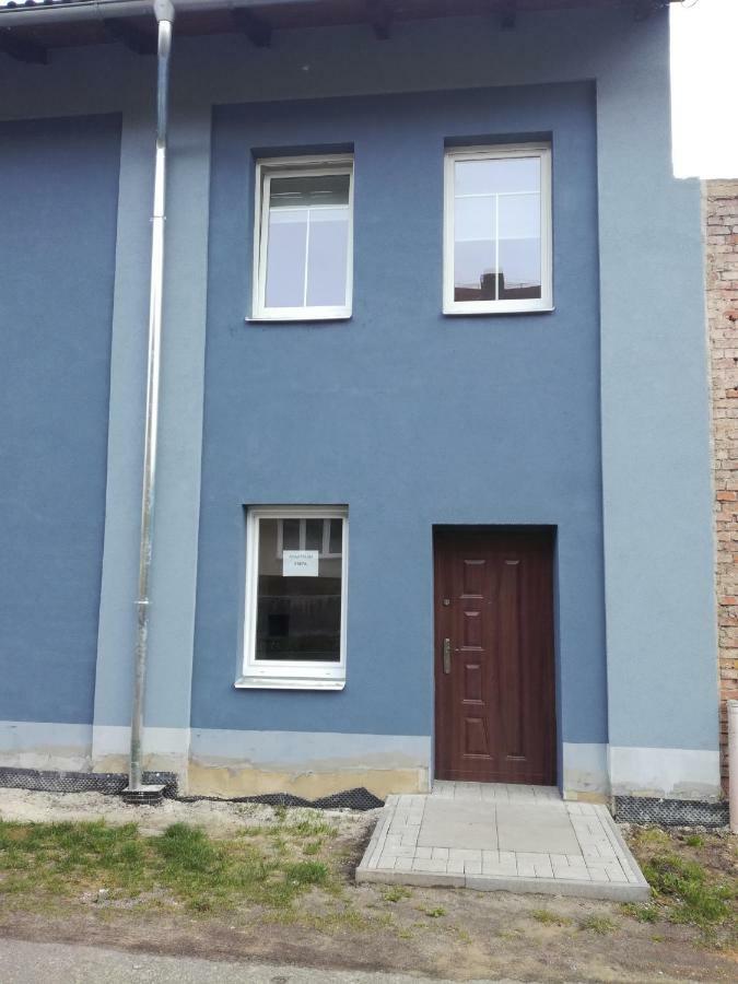 Apartman Prefa Benesov nad Ploucnici Luaran gambar